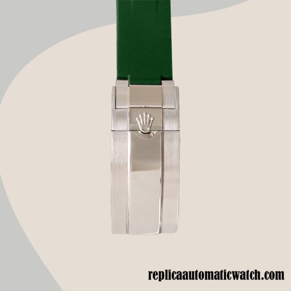 replica automatic Rolex Submariner 116610 Men's Rolex Calibre 2836/2813 Automatic Green Dial - Image 4